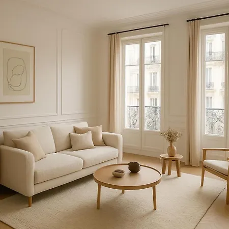 Charming Getaway In Le Marais - Oberkampf Working & Living * Parigi